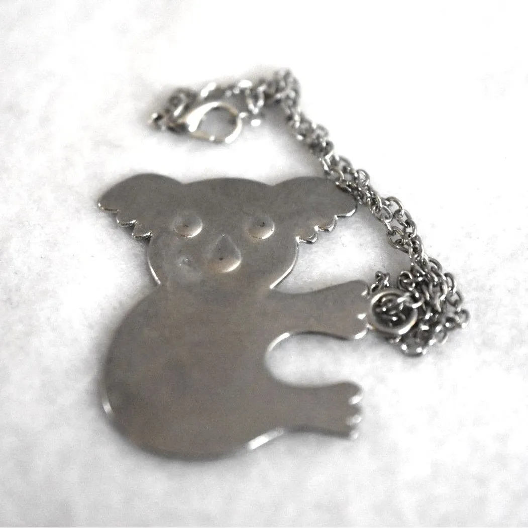 Cheeky Koala Bear Silver Tone Link Chain 7.5 Inch Gently Worn Charm Bracelet - Image 3