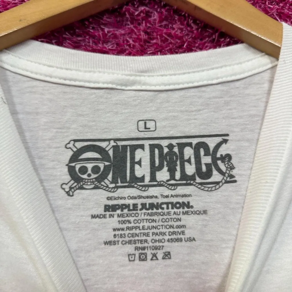 One Piece Luffy D Monke Super Elastic Punch Anime Tee L - Image 4