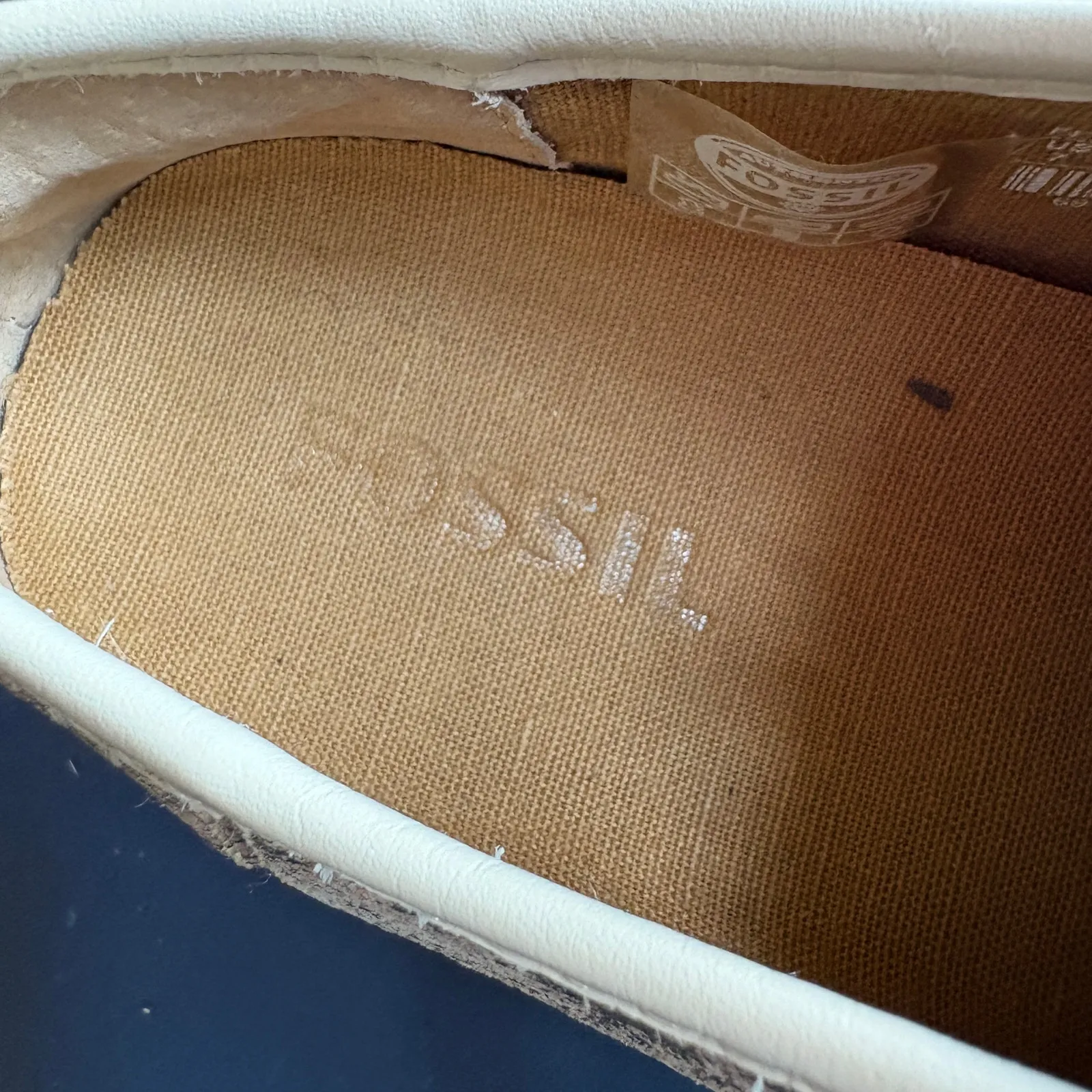 Fossil Gold Metallic Shimmer Statement Sneakers Lace Up Comfort Shoes Size 7 - Image 10