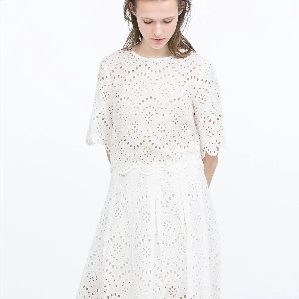 ✨HP✨ZARA  - CROPPED EMBROIDERED LASER-CUT TOP✨ - Image 8