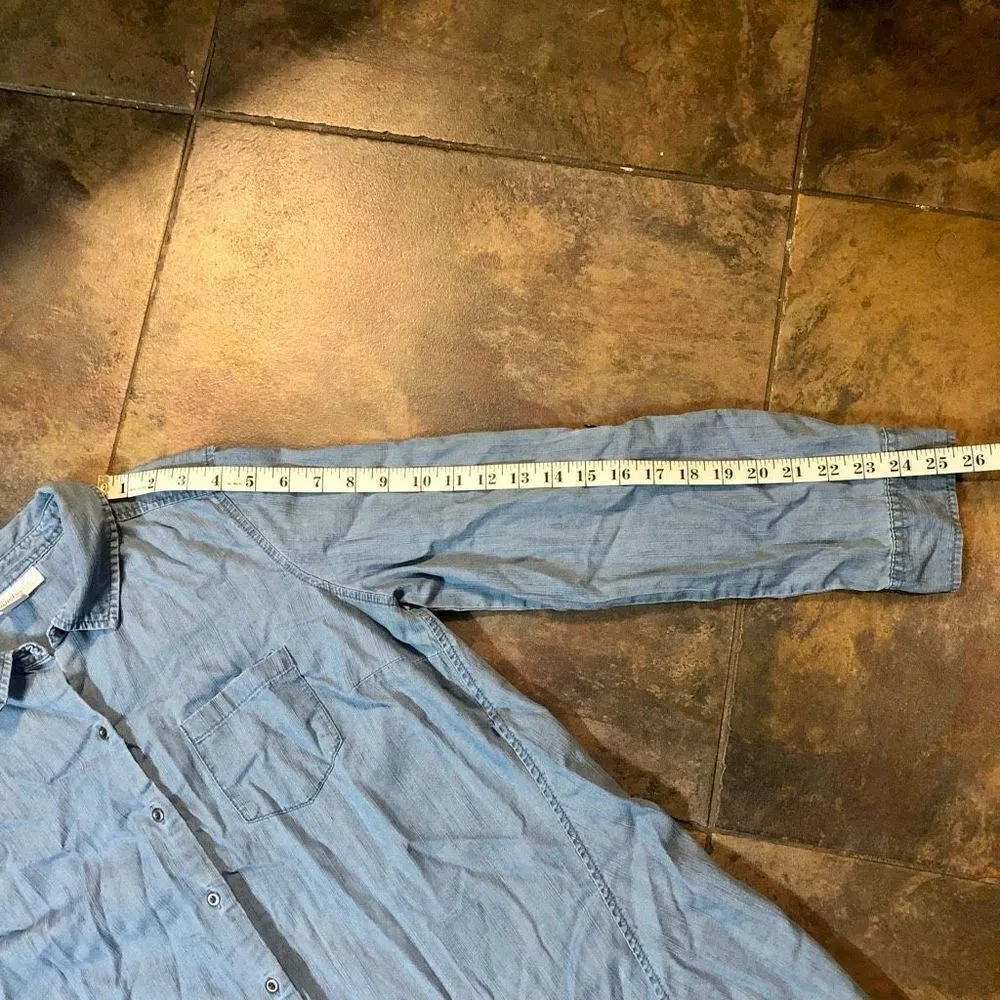 Motherhood Maternity Denim Button Down Rolled Tab Sleeve Blouse Size Medium - Image 7