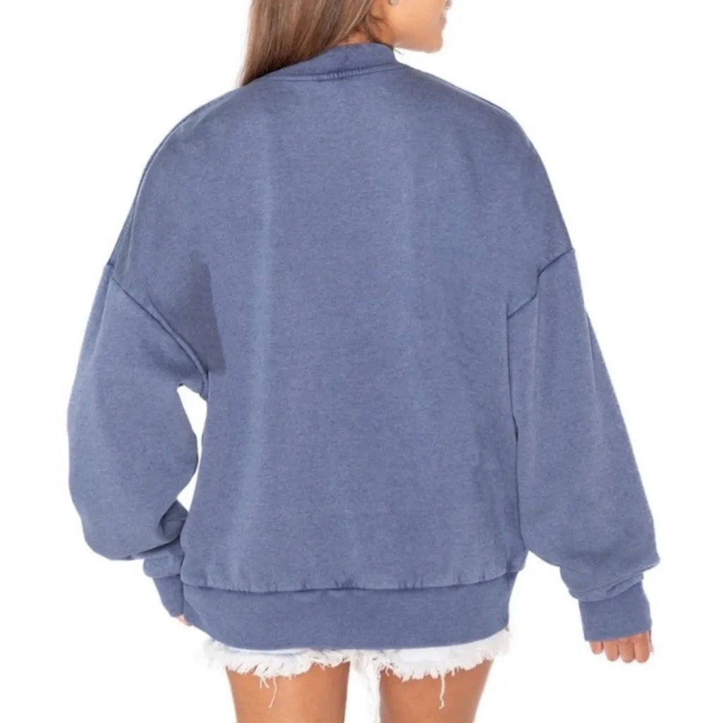 Chicago Bears Blue Oversized Women’s Sweatshirt in Size Large - Image 3