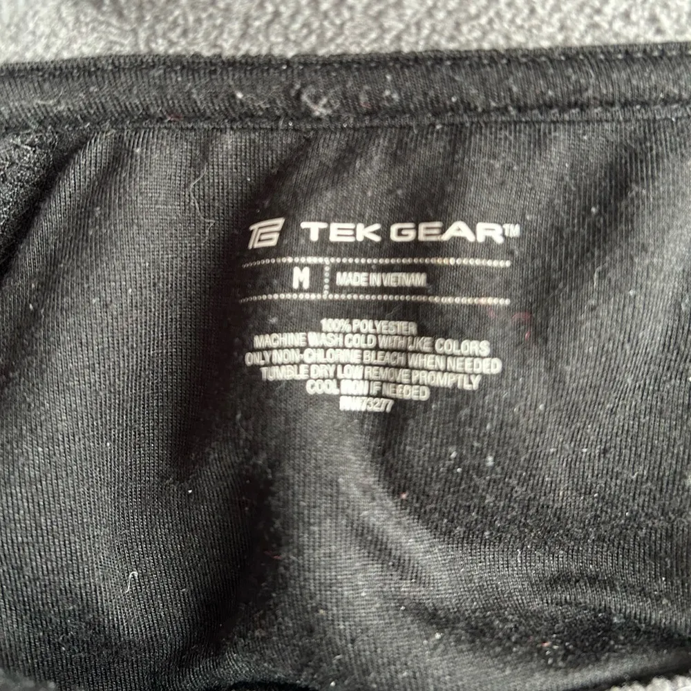 Tek gear zip up jacket size M - Image 8
