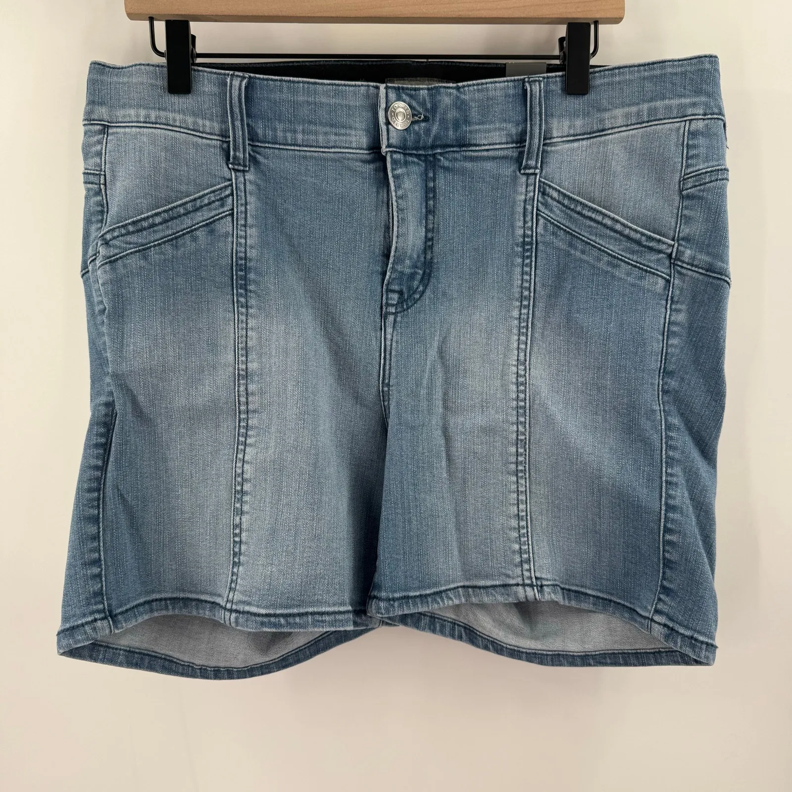 Torrid Women's SZ 14 High Rise Bombshell Denim Shorts 5” Stretch Sorrento NWT - Image 16