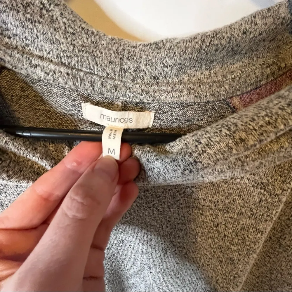 Maurice’s crowl neck sweater - Image 3