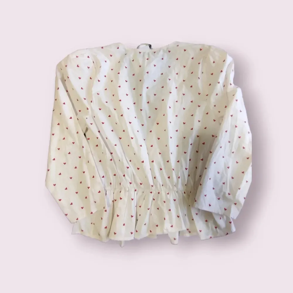 L'ACADEMIE los Angeles Revolve Dahlia V neck Heart Top Size S - Image 4