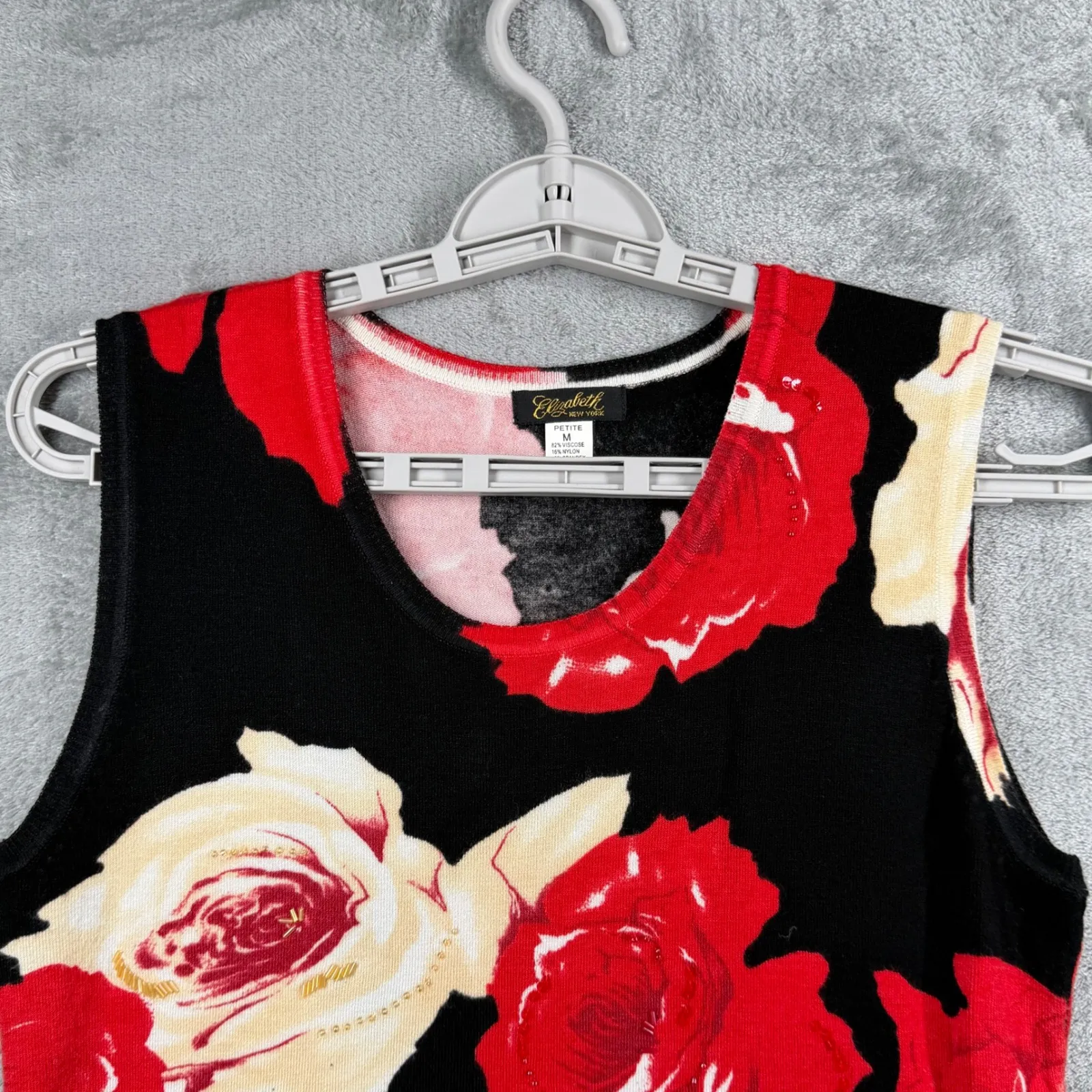 Elizabeth New York Petite M Floral Sweater Vest Red Roses Romantic Goth Coquette Black Size undefined - Image 4
