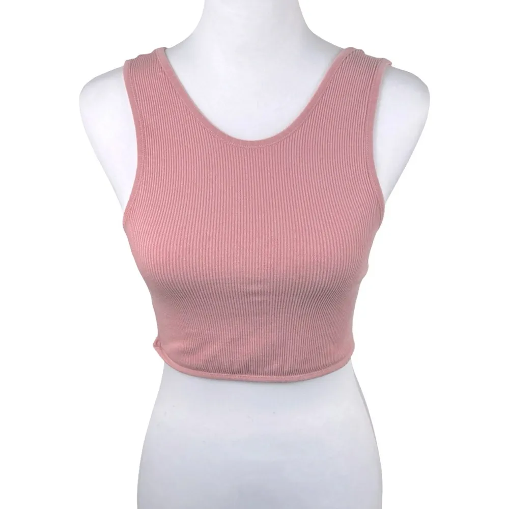 Double Zero Pink Twist Back Seamless Robbed Crop Tank Top Size Medium - Image 9