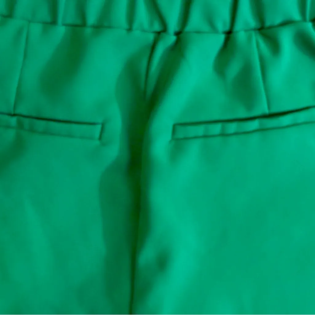 Love Tree Vibrant Green Buttoned Skort  Small - Image 6