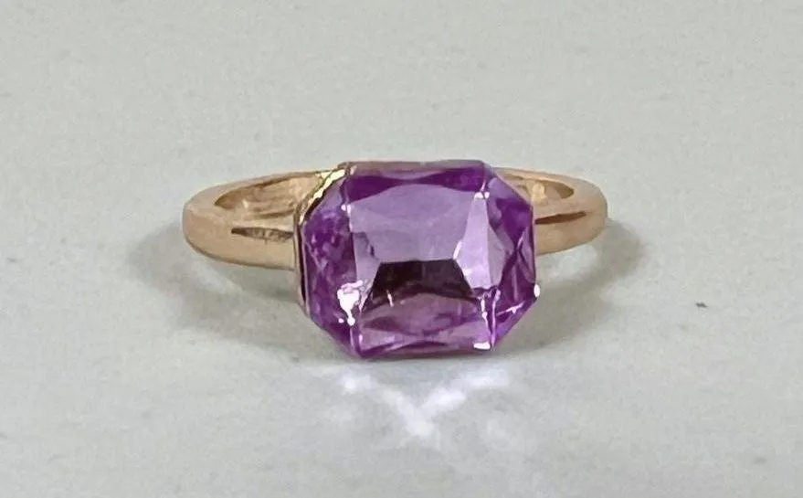 Gold Purple Rectangle Diamond Gemstone Band Ring Jewelry Size 7 💜✨ - Image 2