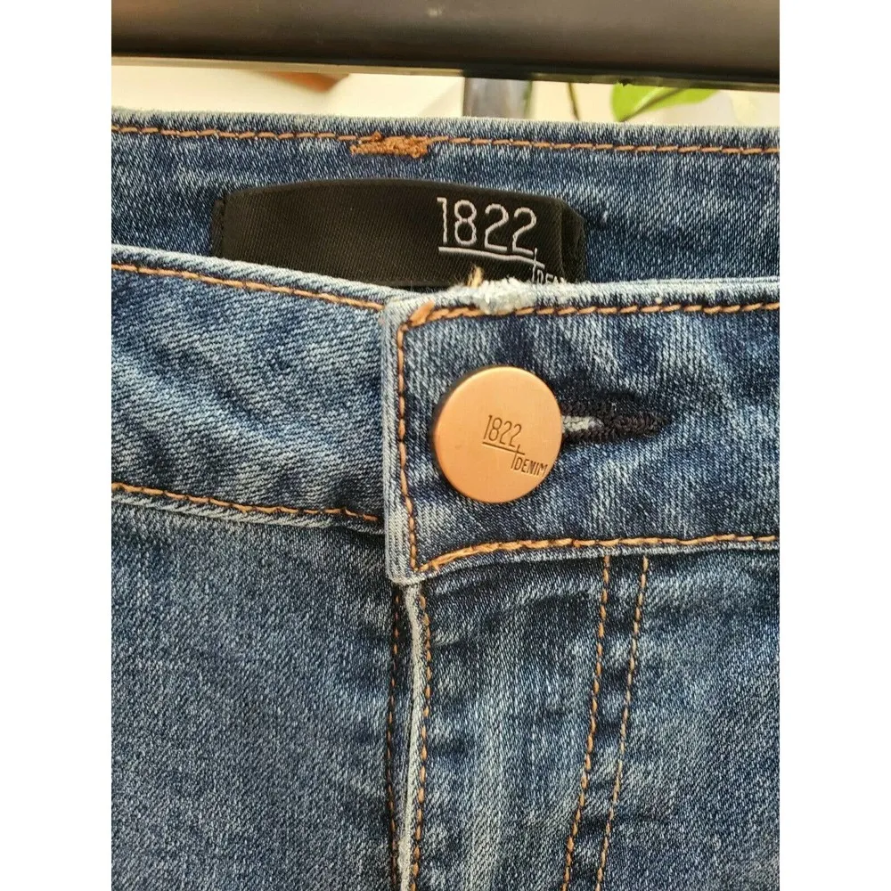 1822 Denim Women's Solid Blue Cotton Mid Rise Casual Cuff Jeans Short Size 4/27 - Image 4