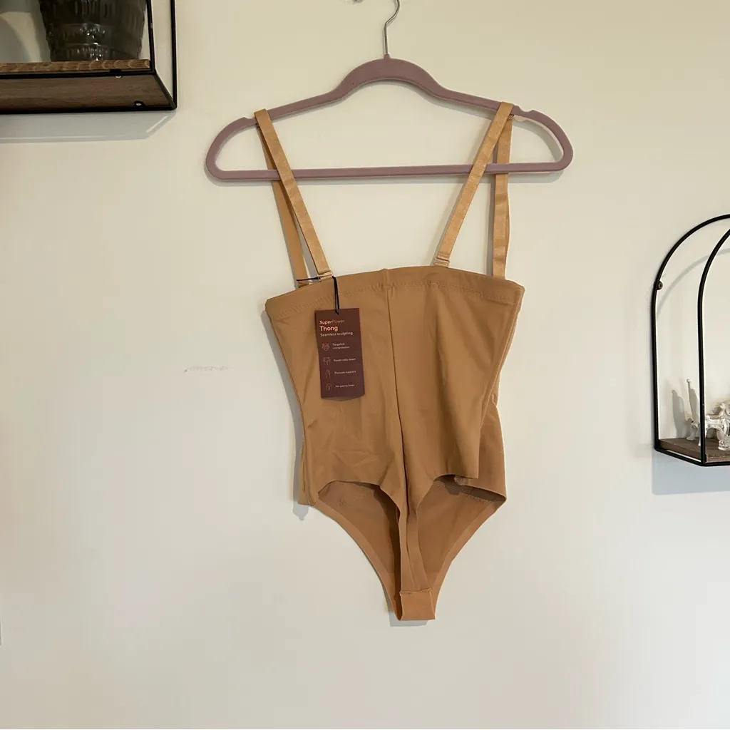 NWT Honeylove Superpower Seamless Sculpting Thong Bodysuit Size Large Tan - Image 2