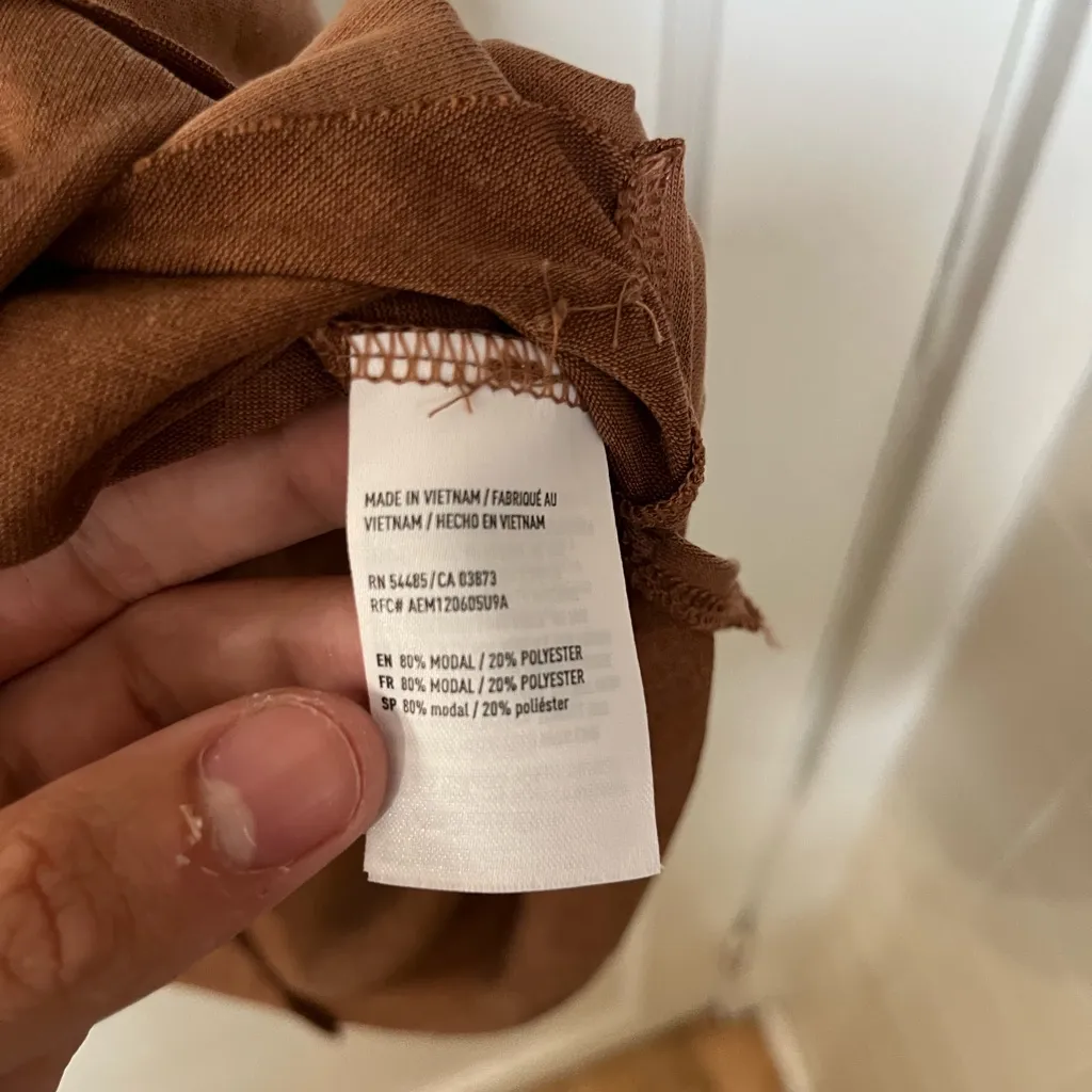 Sleeveless Brown Soft & Sexy Sueded Hollister Top - Image 4