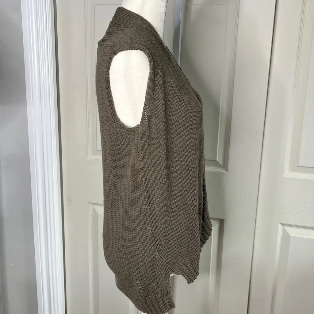 Wooden Ships Crochet cardigan Vest Medium Large Approx A31 - Image 5