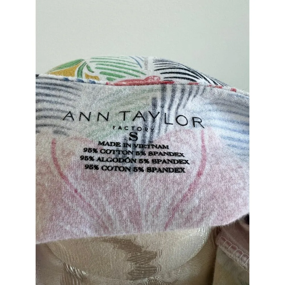 Ann Taylor Factory Hawaiian Print Floral Tank Top Small Blue - Image 6