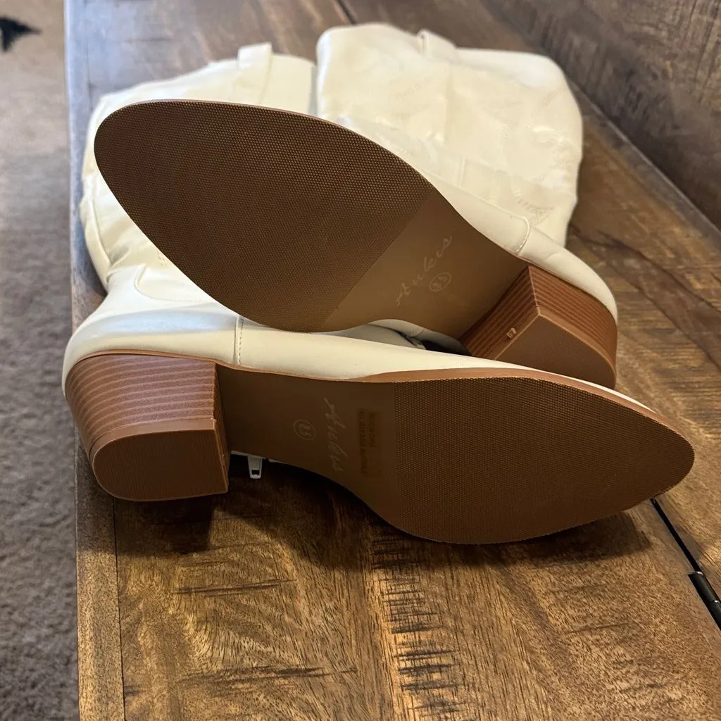 White Knee - Image 2