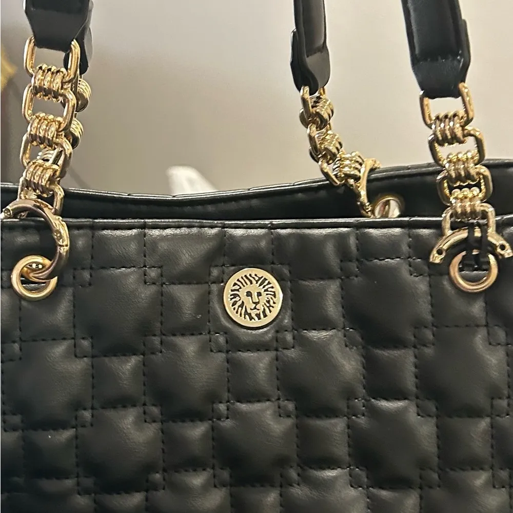 Anne Klein Black Quilted Shoulder Bag-Like Brand NEW - Image 4