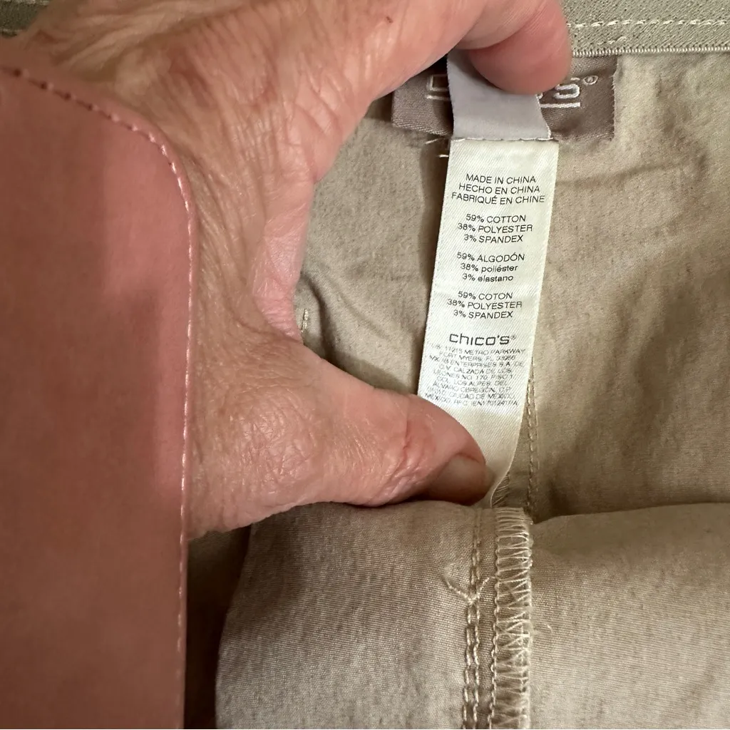 Chico's Tan Beige Large Bermuda Style Cuffed Shorts‎ 2.5 - Image 10