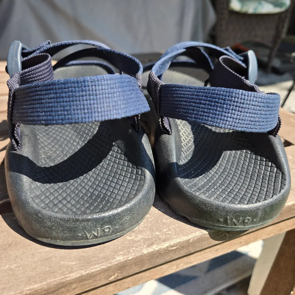 Chacos Z1 Classoc Navy Blue Sandal size 9 - Image 5