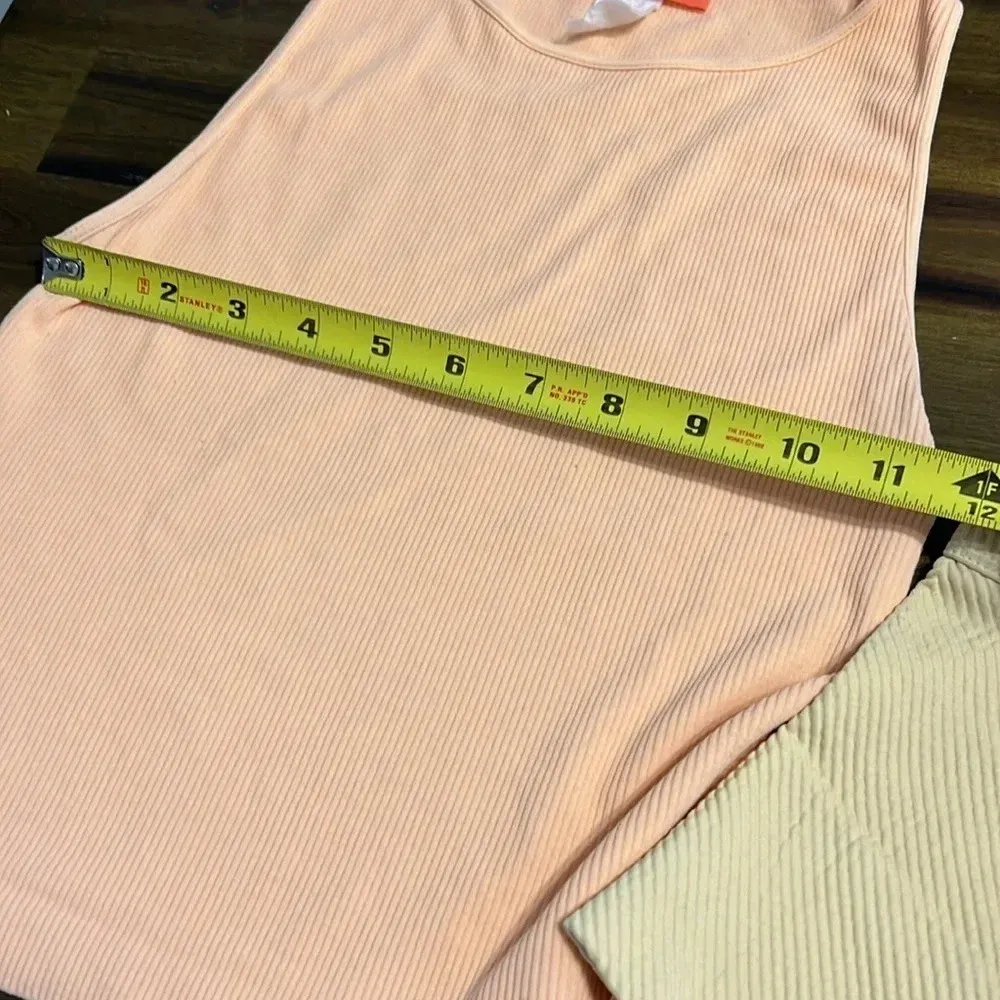 Current San Francisco Seamless Tanks Crop Cropped Bundle Ribbed Textured S/M Orange Size M - Image 5
