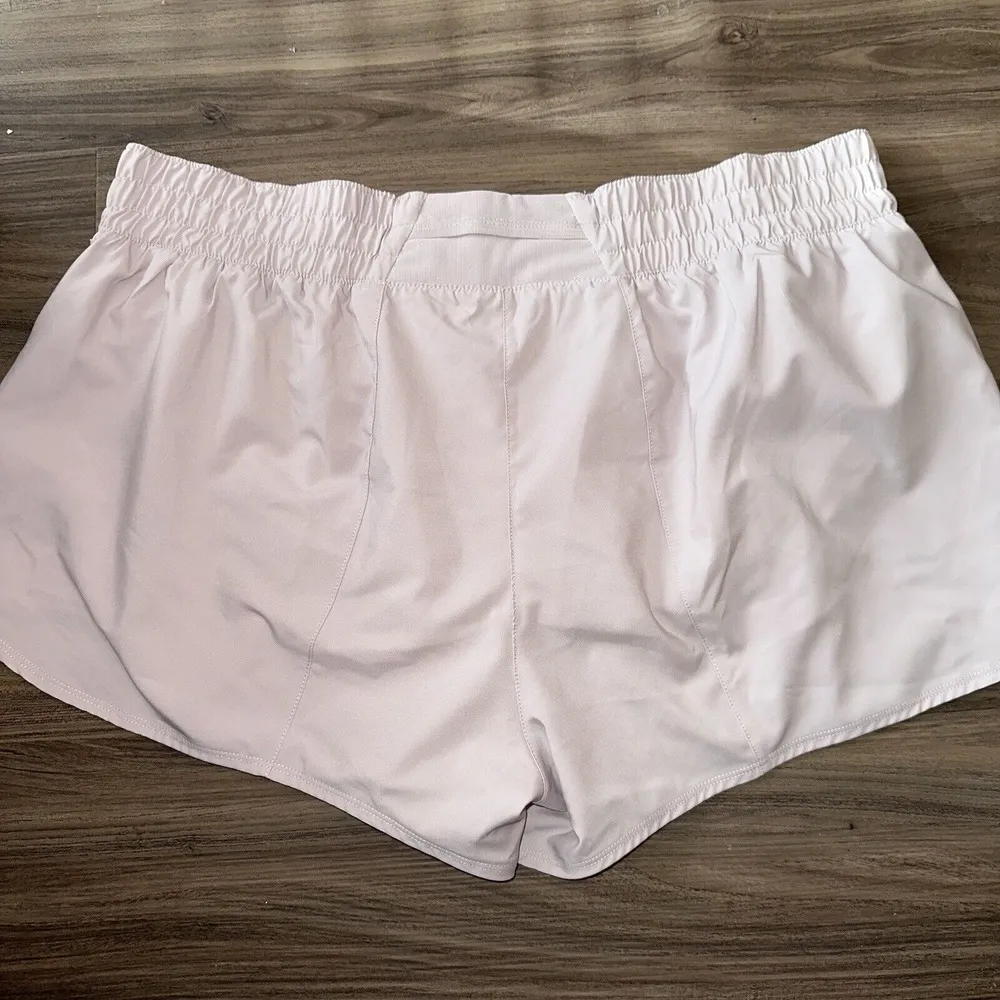 Nike One Women's Size‎ XL Dri-FIT Mid-Rise 3" Brief-Lined Shorts DX6010-019 NWT - Image 8