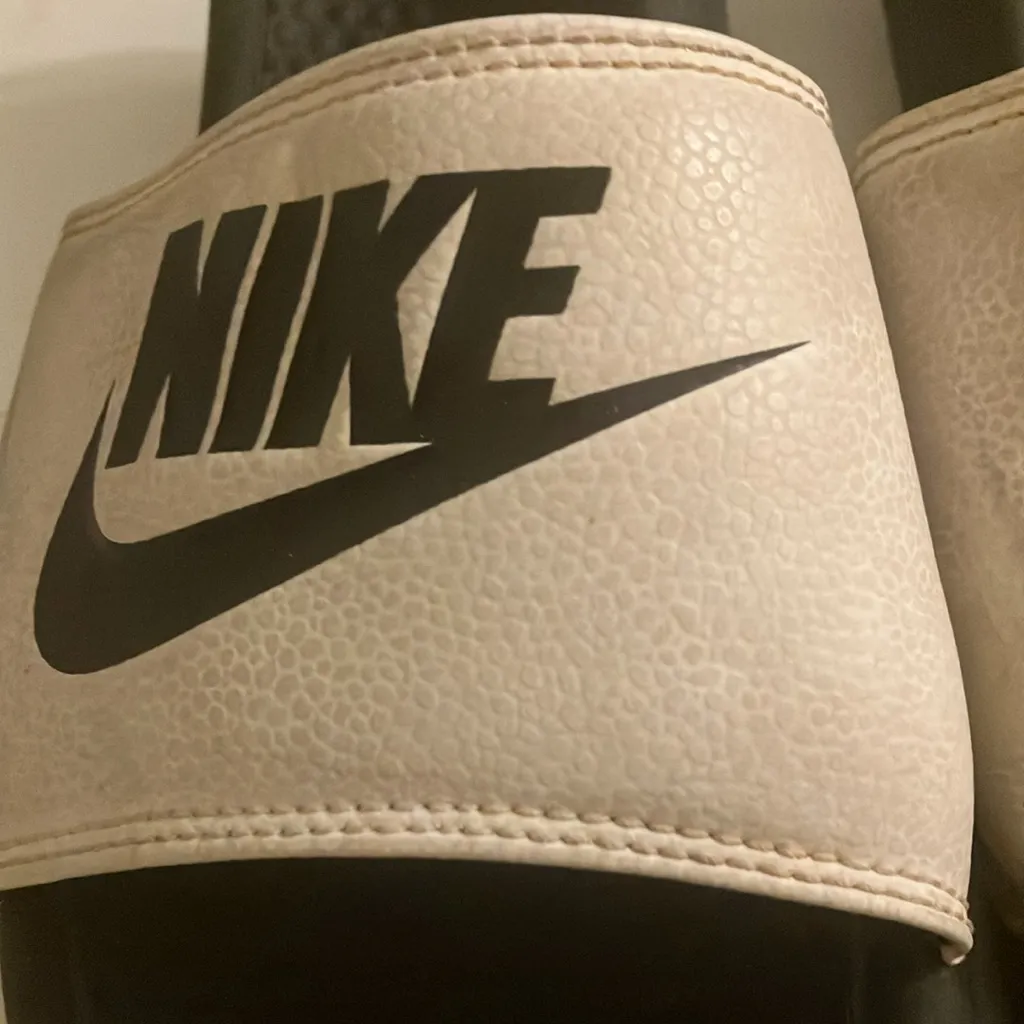 Nike FINAL MARKDOWN Ladies  Slides 10 - Image 2