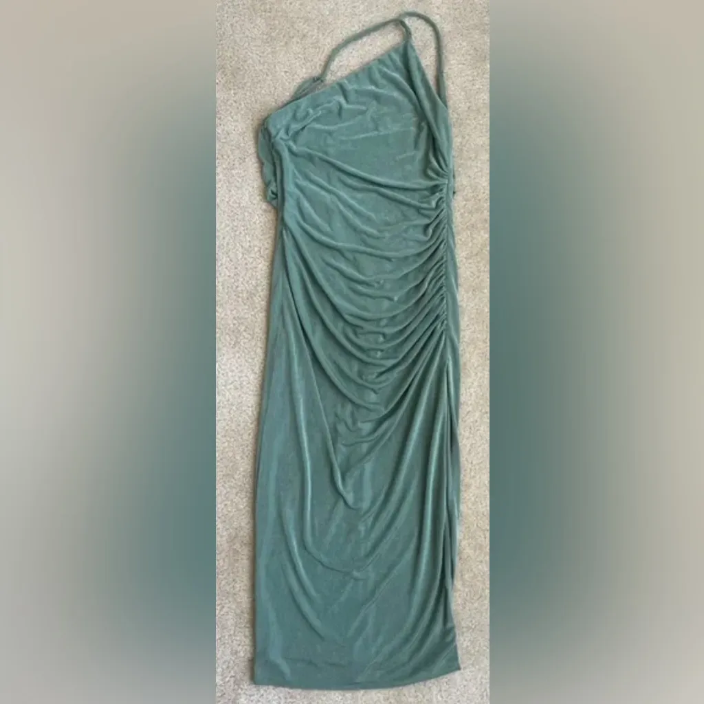 NWT Katie May Gina K Ruched Asymmetrical Low Back Midi Dress in Women's Medium - Image 3