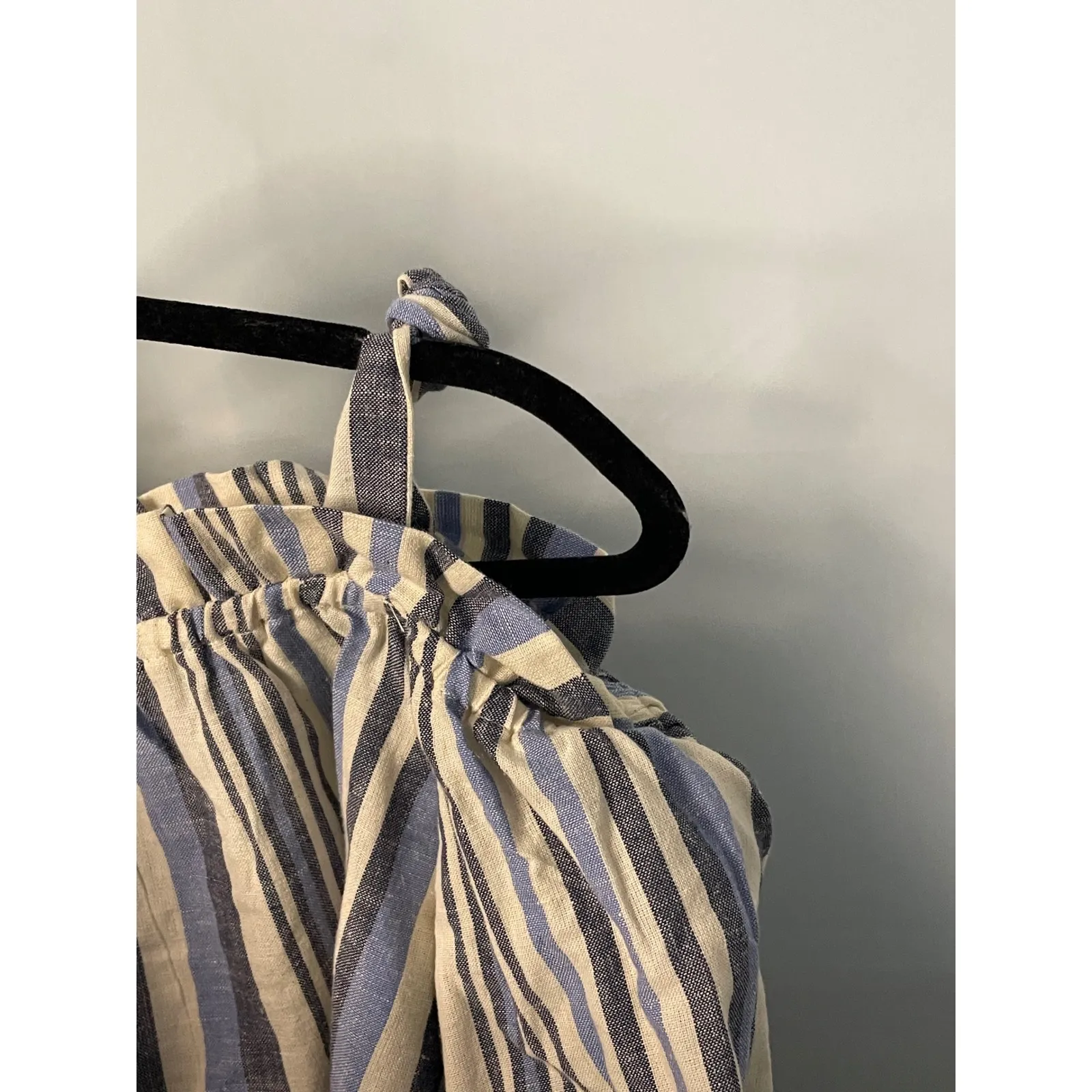 NWT ANGIE Blue White Stripe Off Shoulder Tie Shoulder‎ Top Women's Size L - Image 3