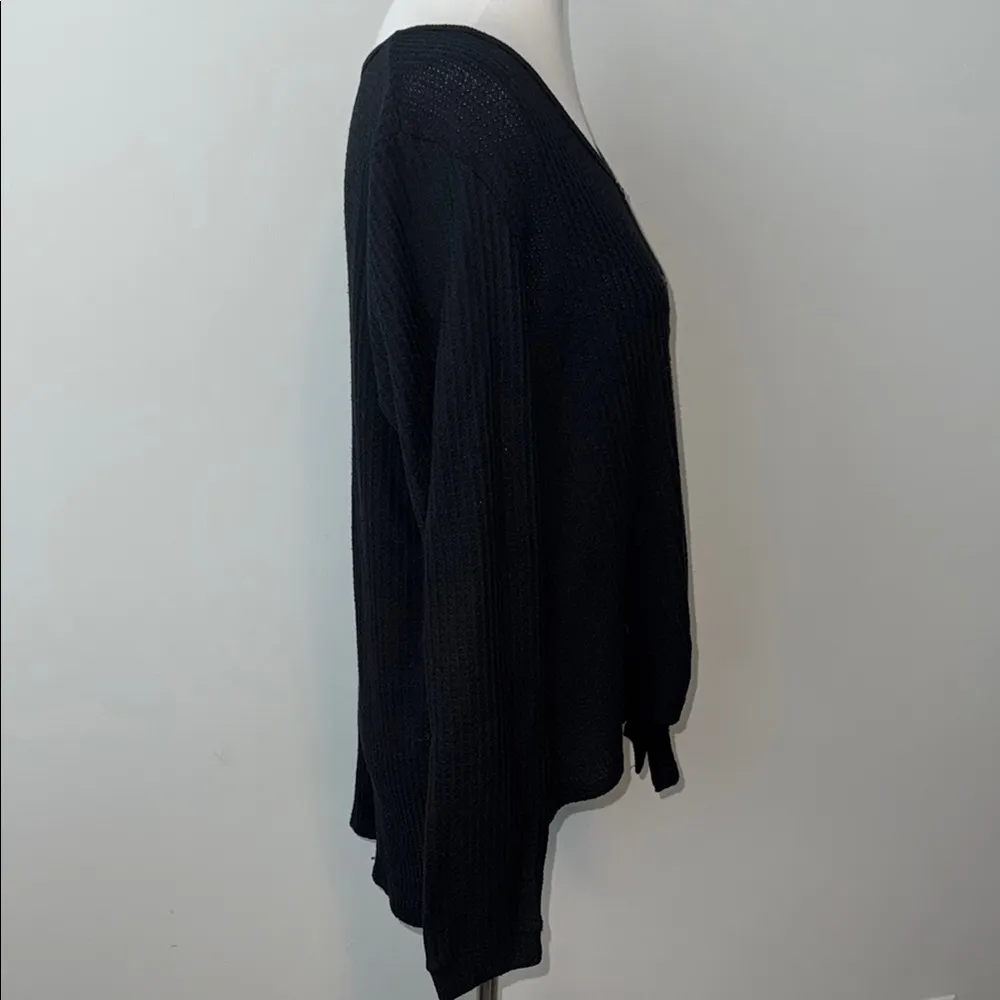 Truself Black Faux Button - Image 5