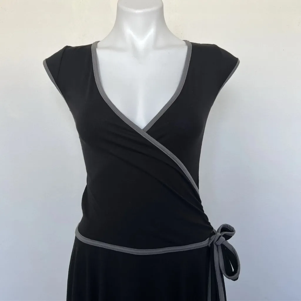 Cherish Black Midi Dress with gray Trim flowy SMALL NEW - Image 4