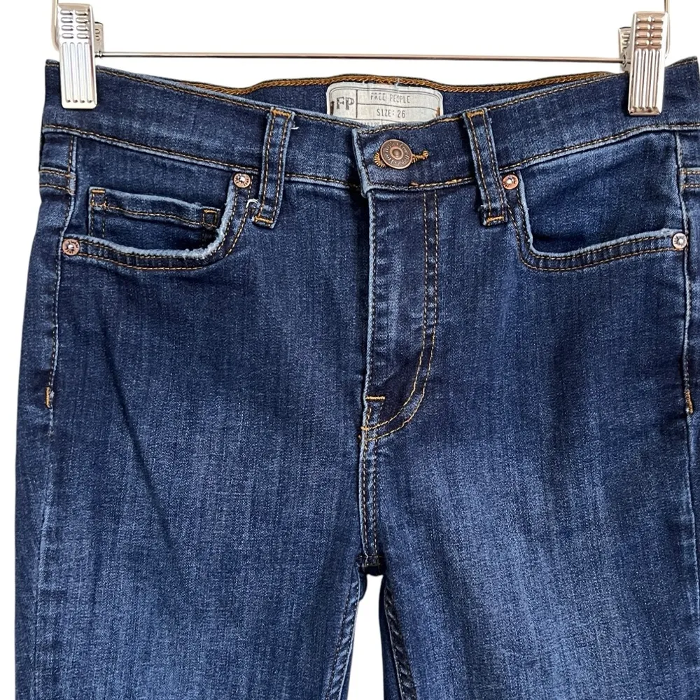 Free People Ripped Skinny Jeans 26 - Image 2