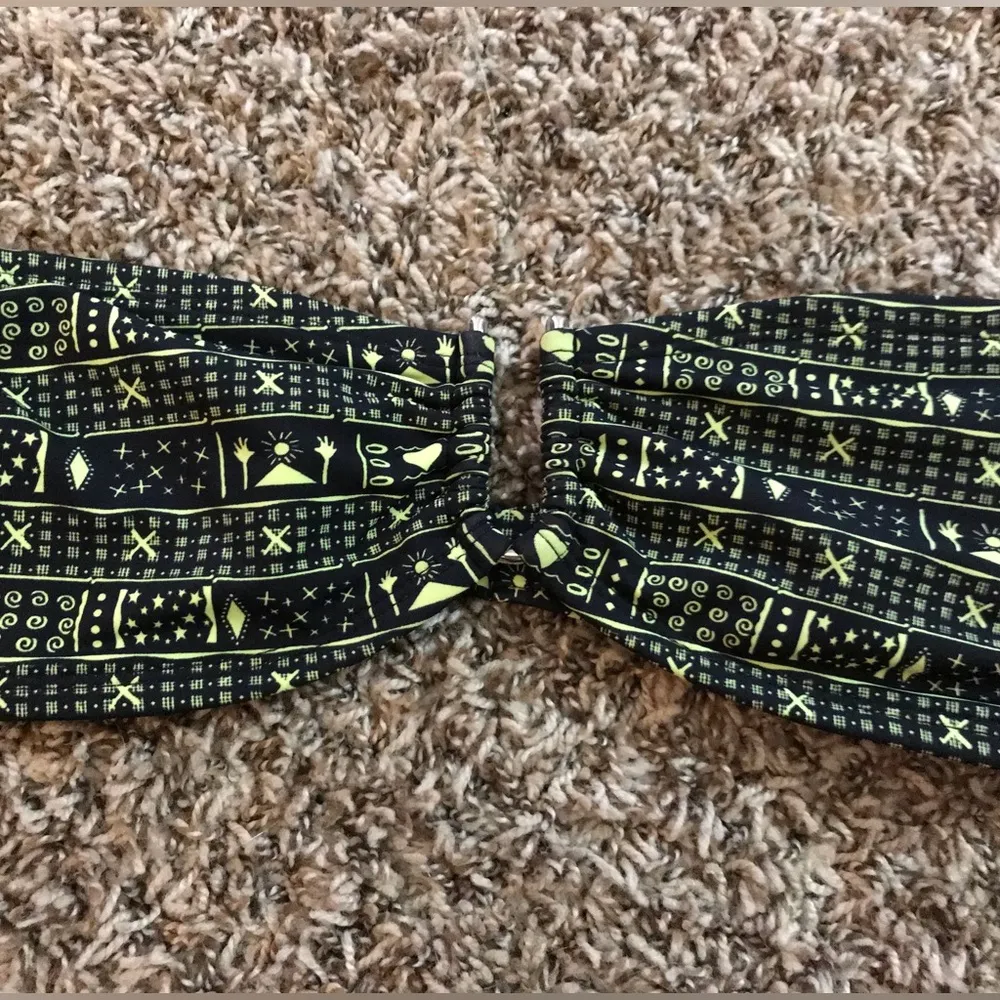 Kirra tribal print bandeau bikini top - Image 4