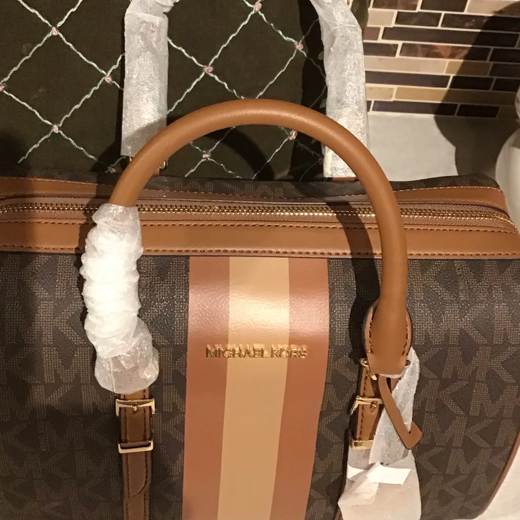 Michael Kors Bedford legacy medium duffle satchel-Brown/ Luggage W11”xH10”xD6.5” - Image 2