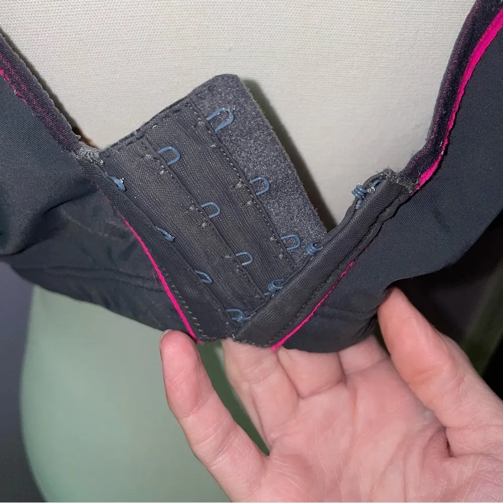 Sport by Cacique 42DDD High-Impact Molded Underwire Sports Bra Black - Image 4