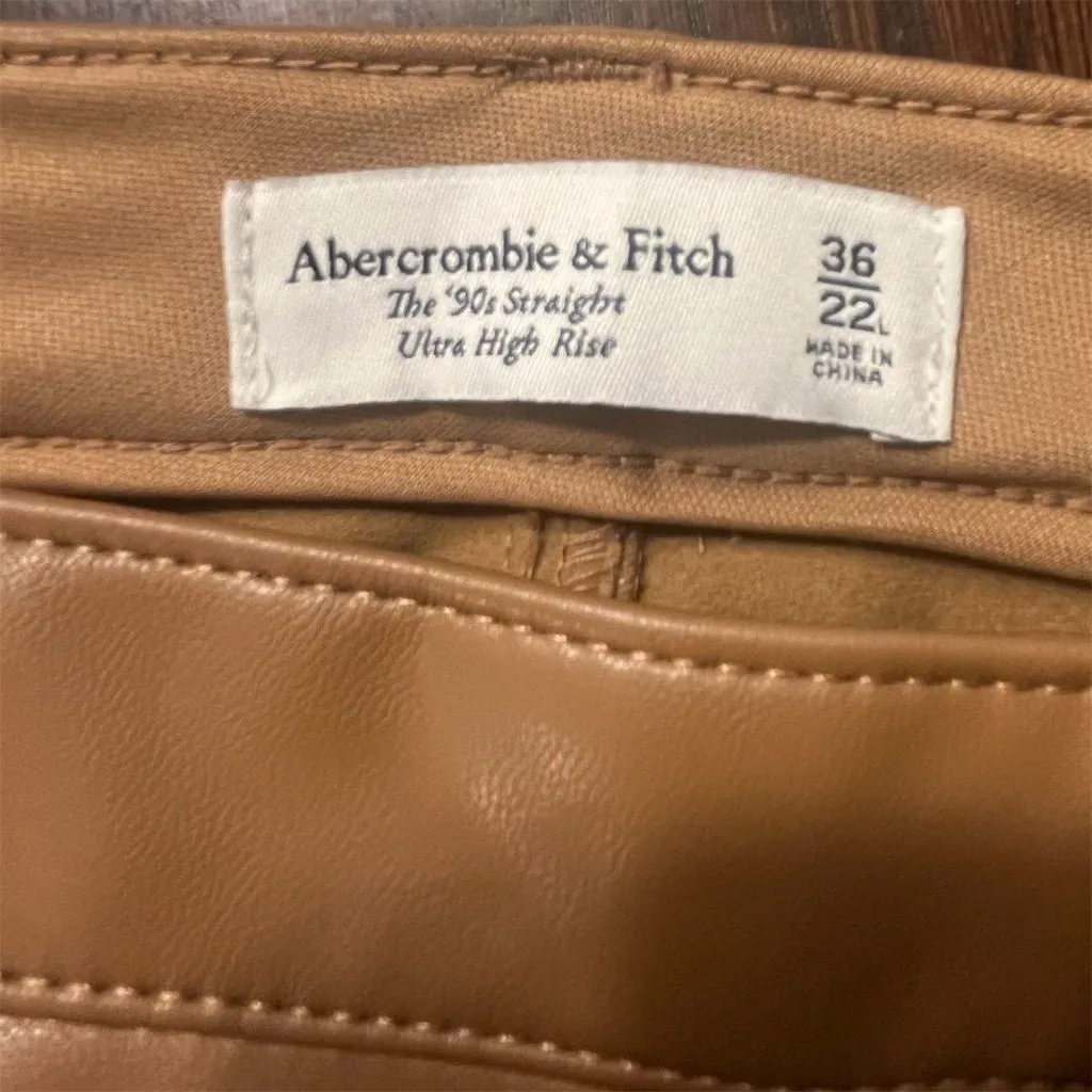 Abercrombie & Fitch Ultra High Rise 90s Vegan Leather Straight Pants‎ 36 L NWT - Image 8