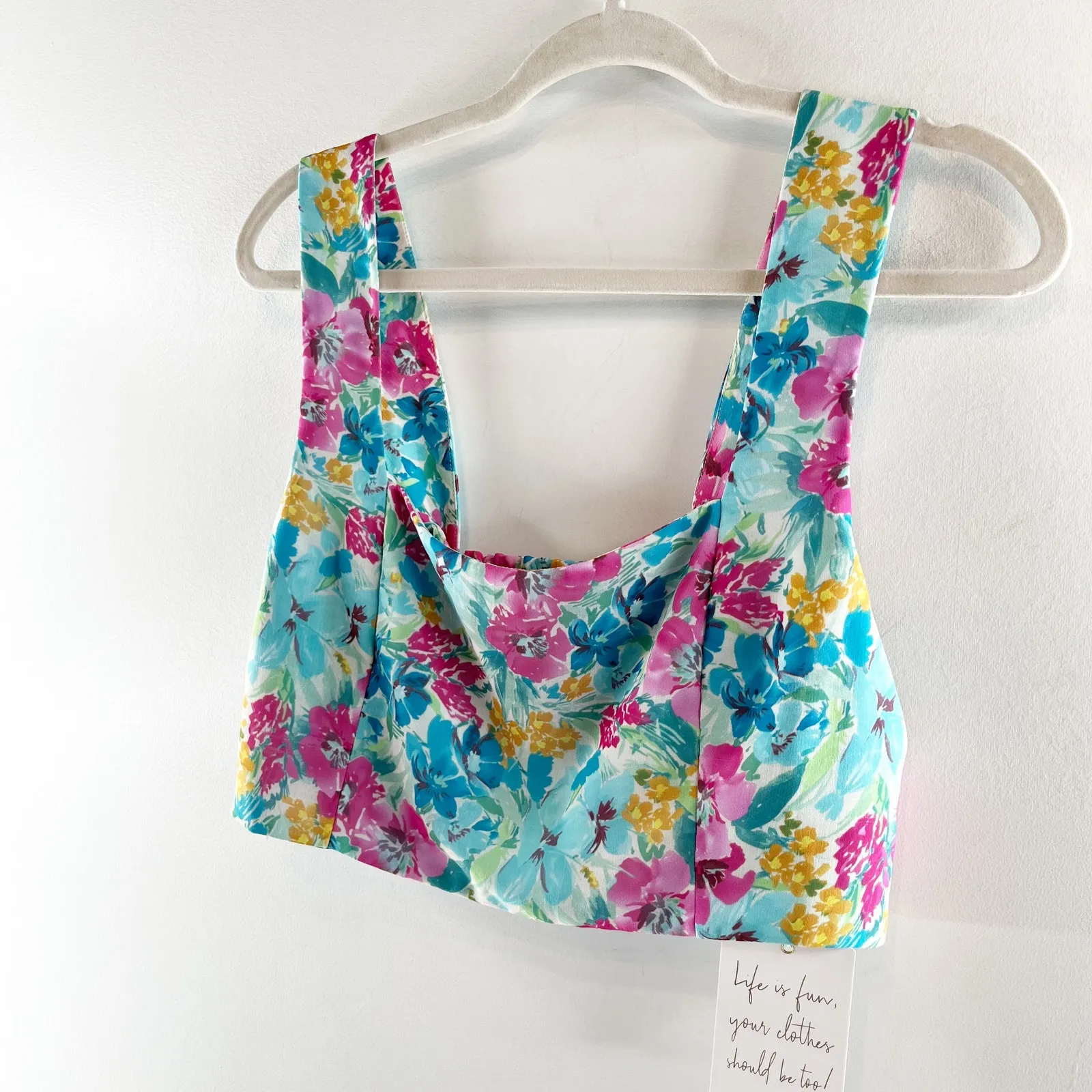 Show Me Your Mumu Square Neck Floral Crop Tank Top Blue Pink Large - Image 4