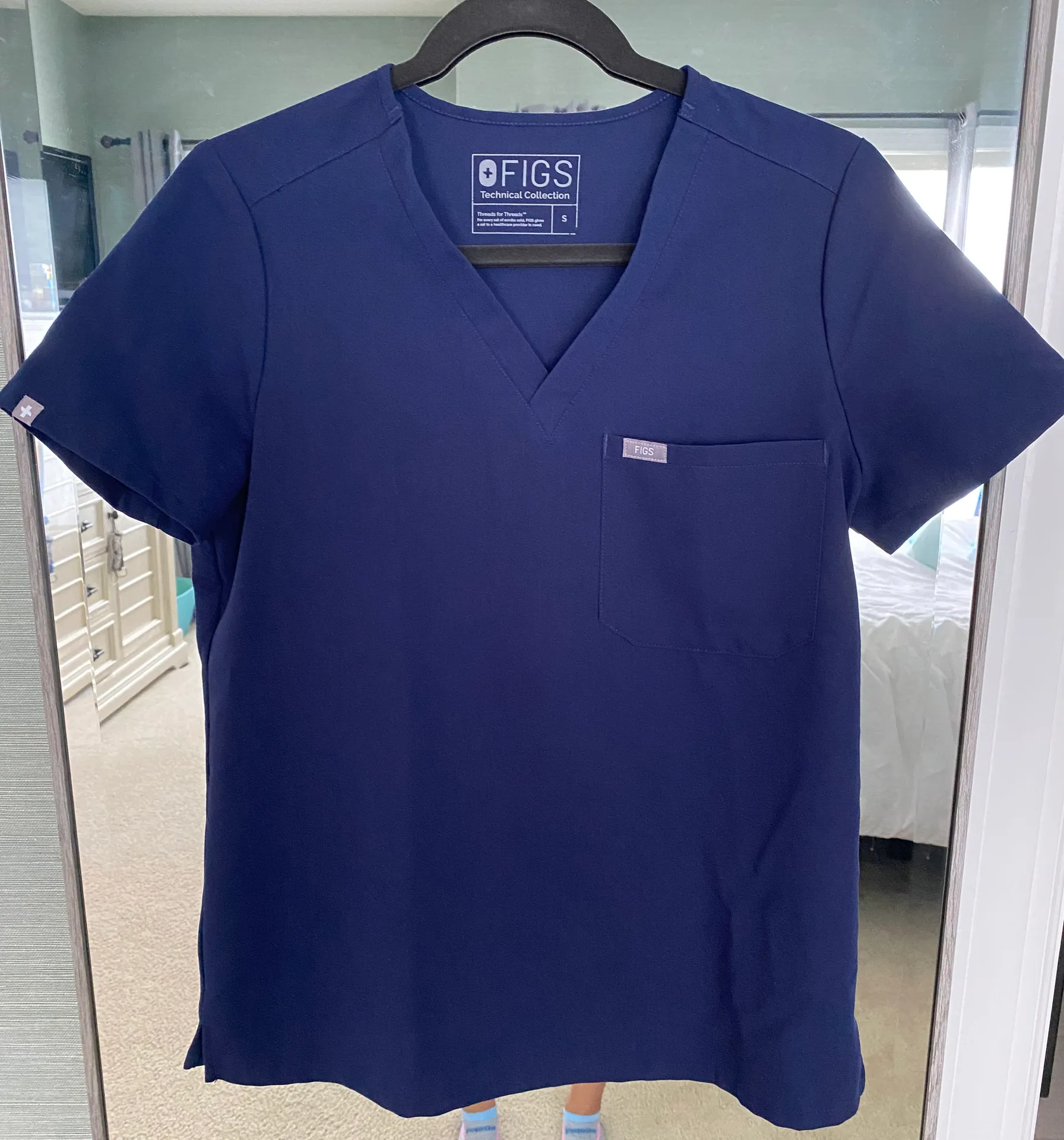 FIGS Navy Blue Scrub Top - Image 2