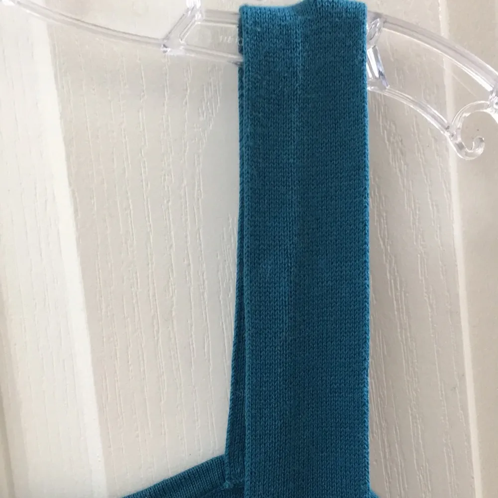 Relativity FINAL MARKDOWN  petite medium embroidered top - Image 4