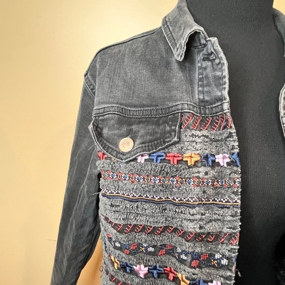 Top Shop Moto Black Size 6 Denim Jacket Embroidered Detailed Unique Style Boho - Image 3