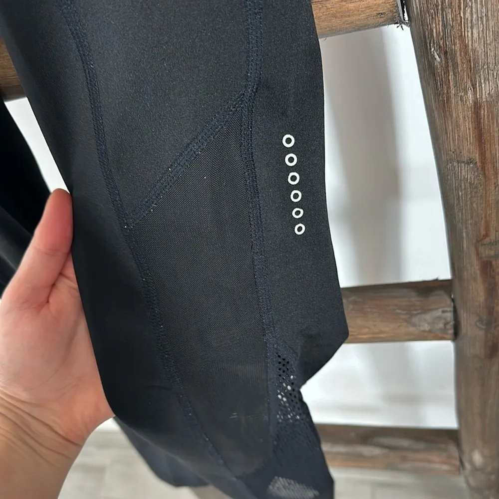 Black Mesh Active Yoga Pilates Workout Leggings / Size Small - Image 6