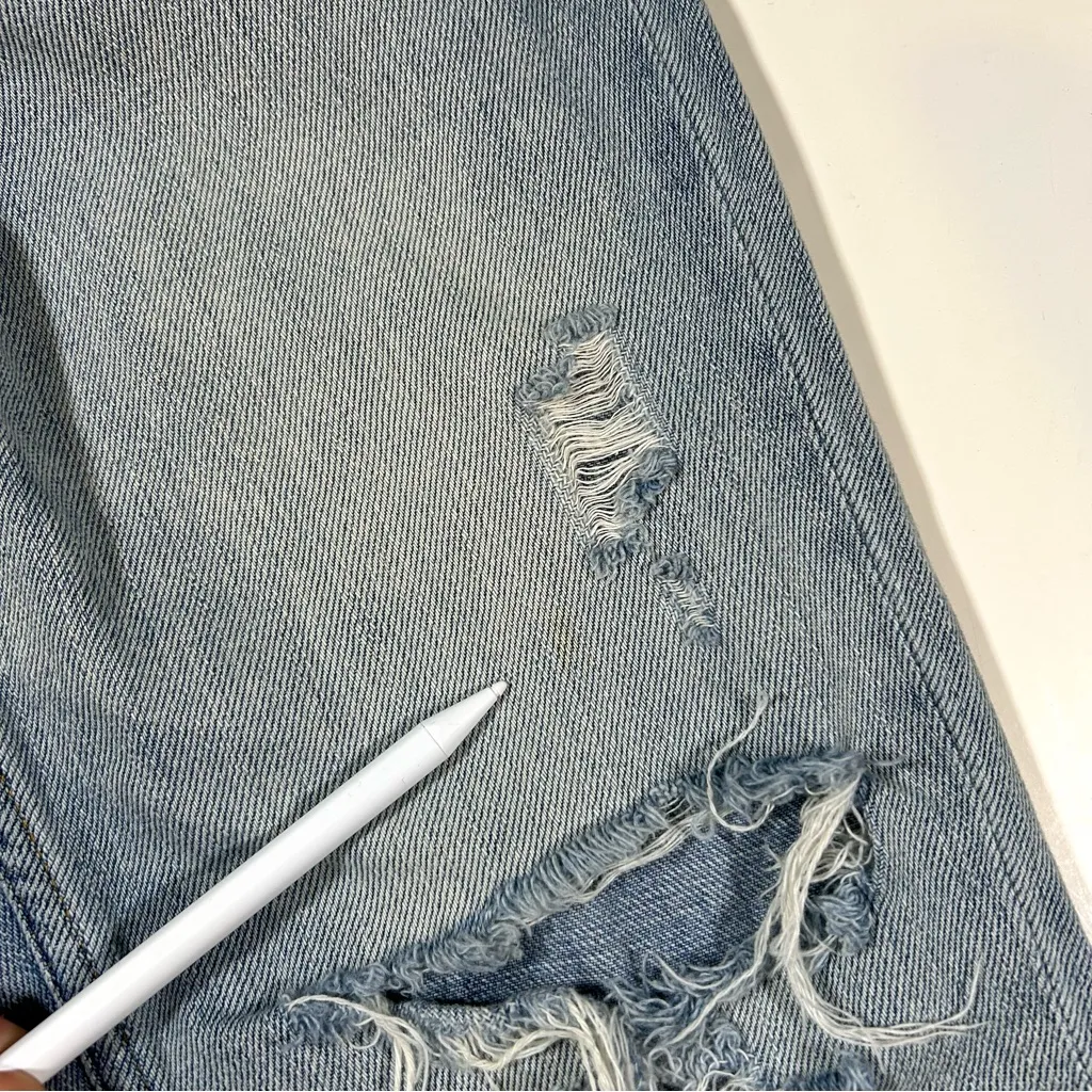 Abercrombie and Fitch Boyfriend Straight Leg Distressed Jeans Womens‎ 24" - Image 4