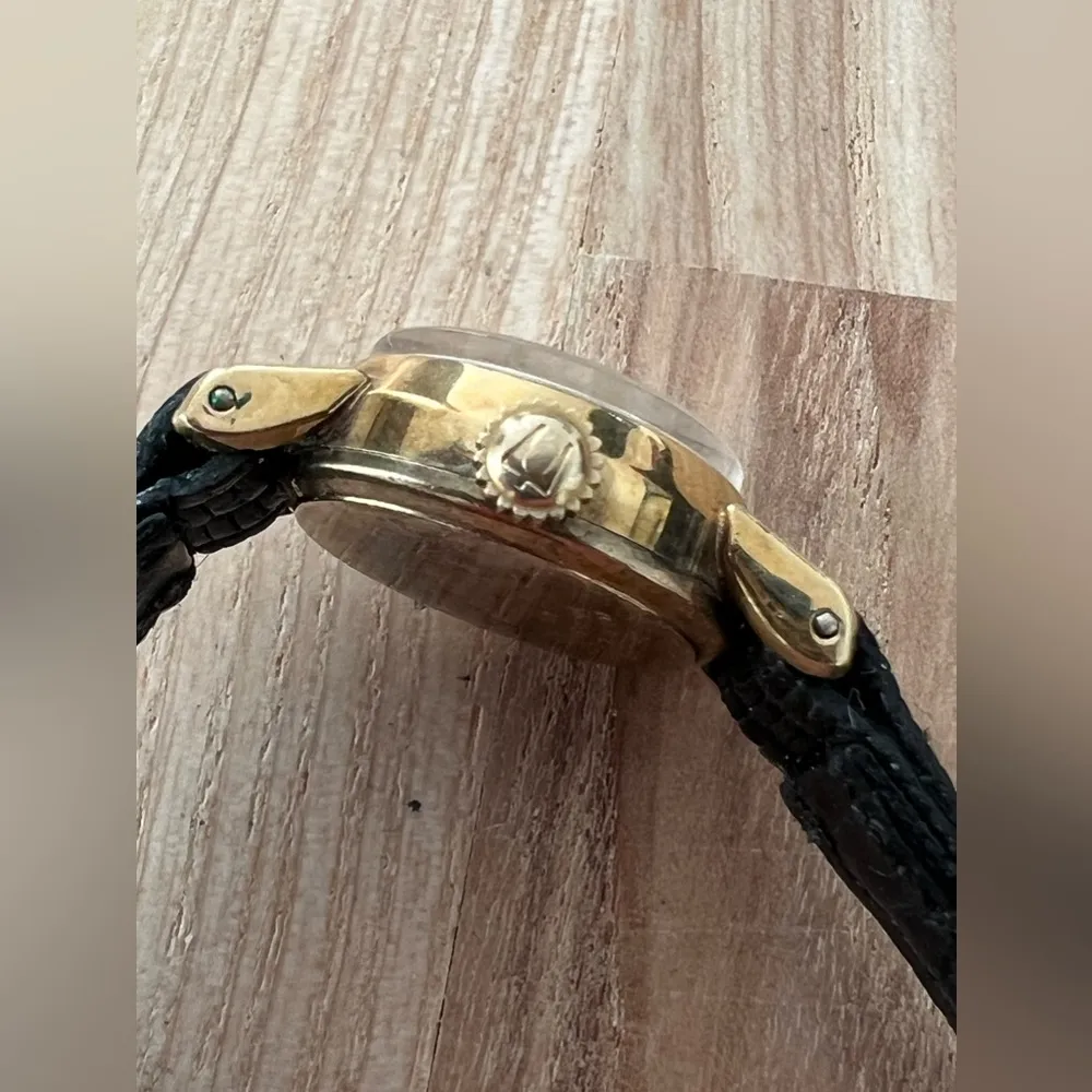 Bulova Accutron Rare Vintage Ladies Watch Gold Filled Case White Dial Leather - Image 7