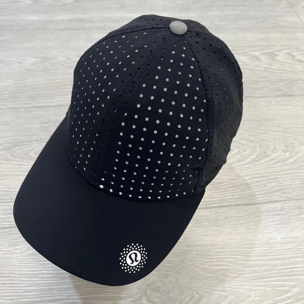 Lululemon Athletica Seawheeze 2015 Baller Finisher Runners Adjustable Hat Black - Image 2