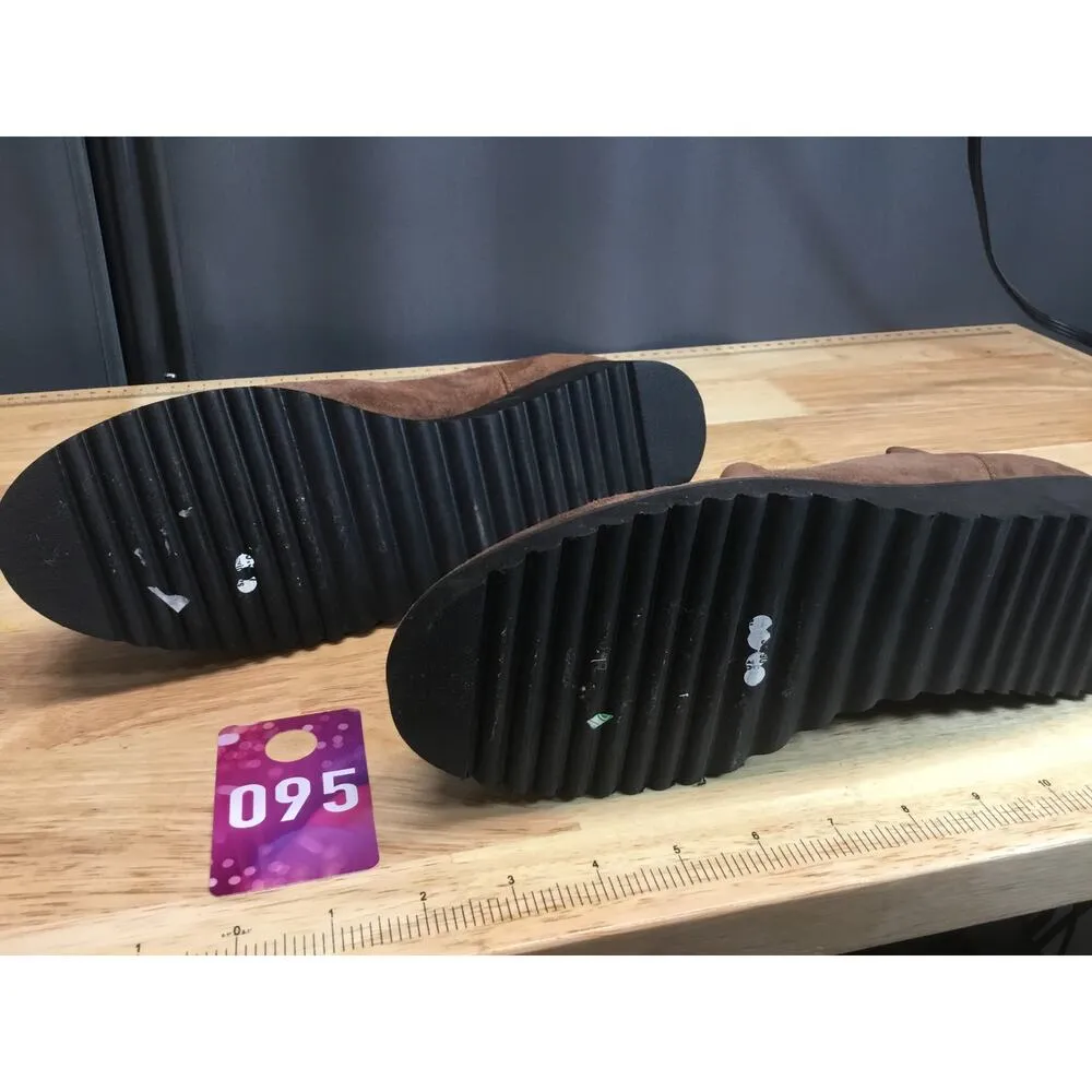 Amalfi by Rangoni Enrico Chelsea Boots Womens 12M Brown Suede Ankle Round Toe Size 12 - Image 5