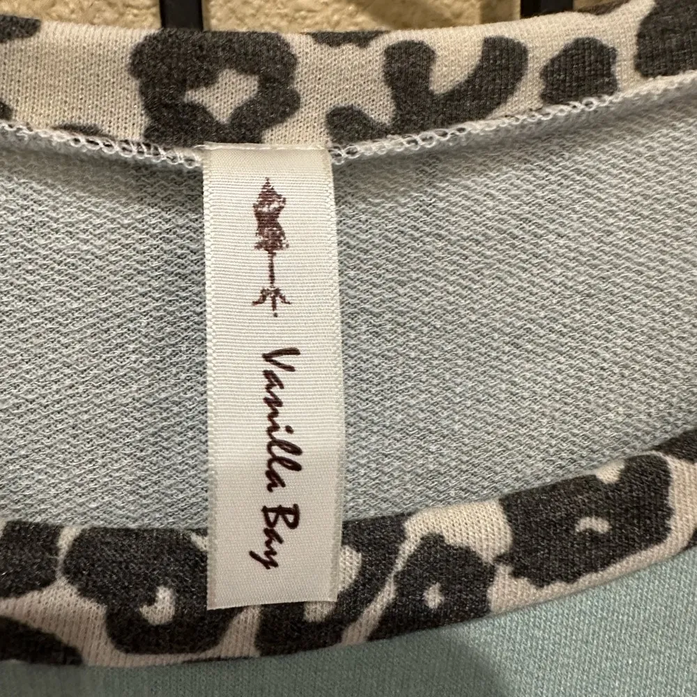 Vanilla Bay women’s top - Image 3