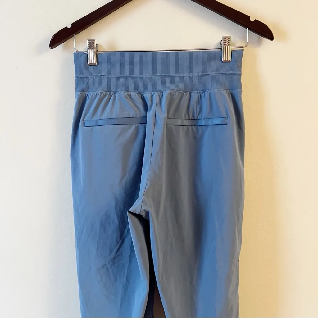 Athleta Nolita Slim Tapered Crop Pant Size 4 Semi Fitted Blue Elastic Waist - Image 8