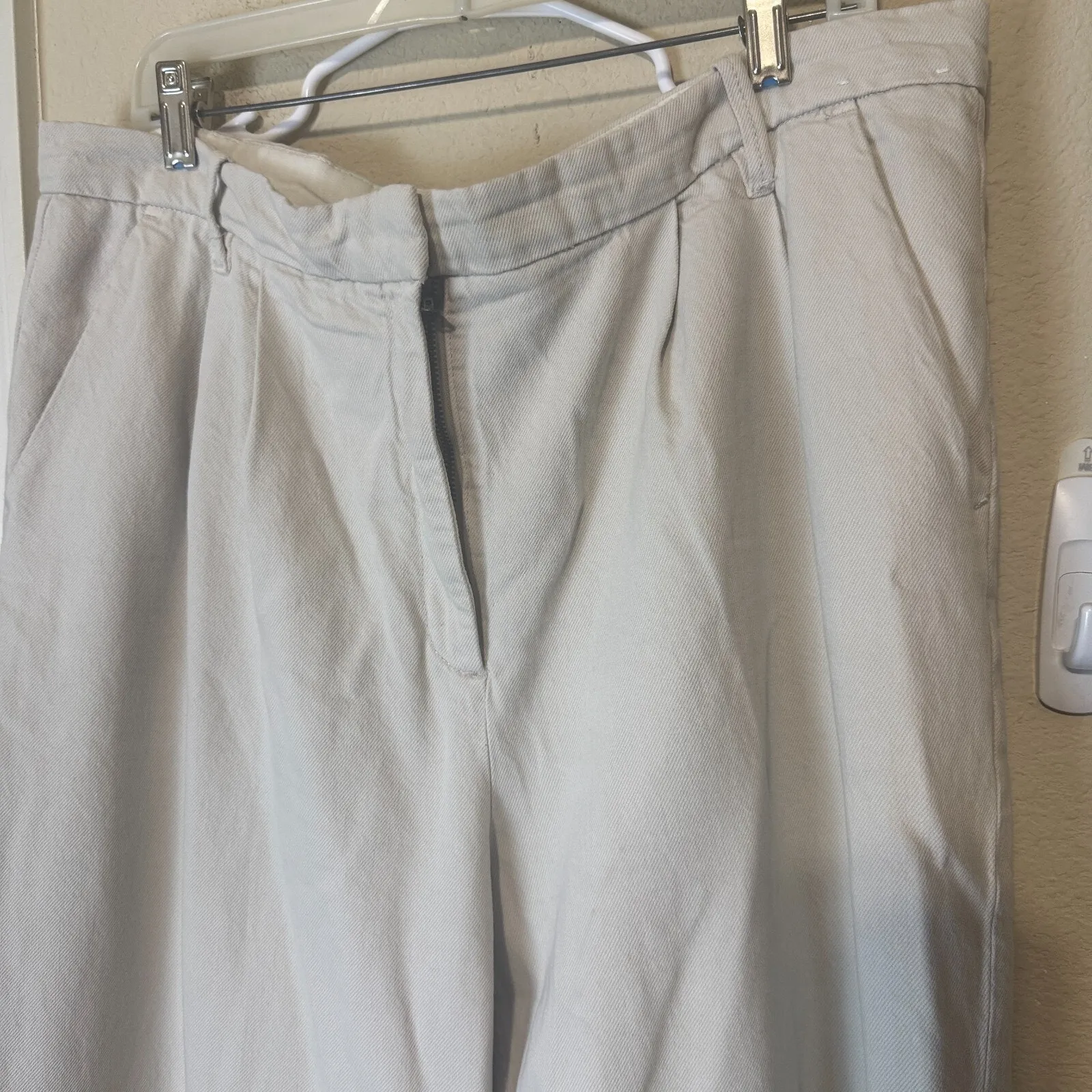 Abercrombie & Fitch Ivory Wide Leg Pants Jeans 16L/33 Long Tall Baggy high rise - Image 2