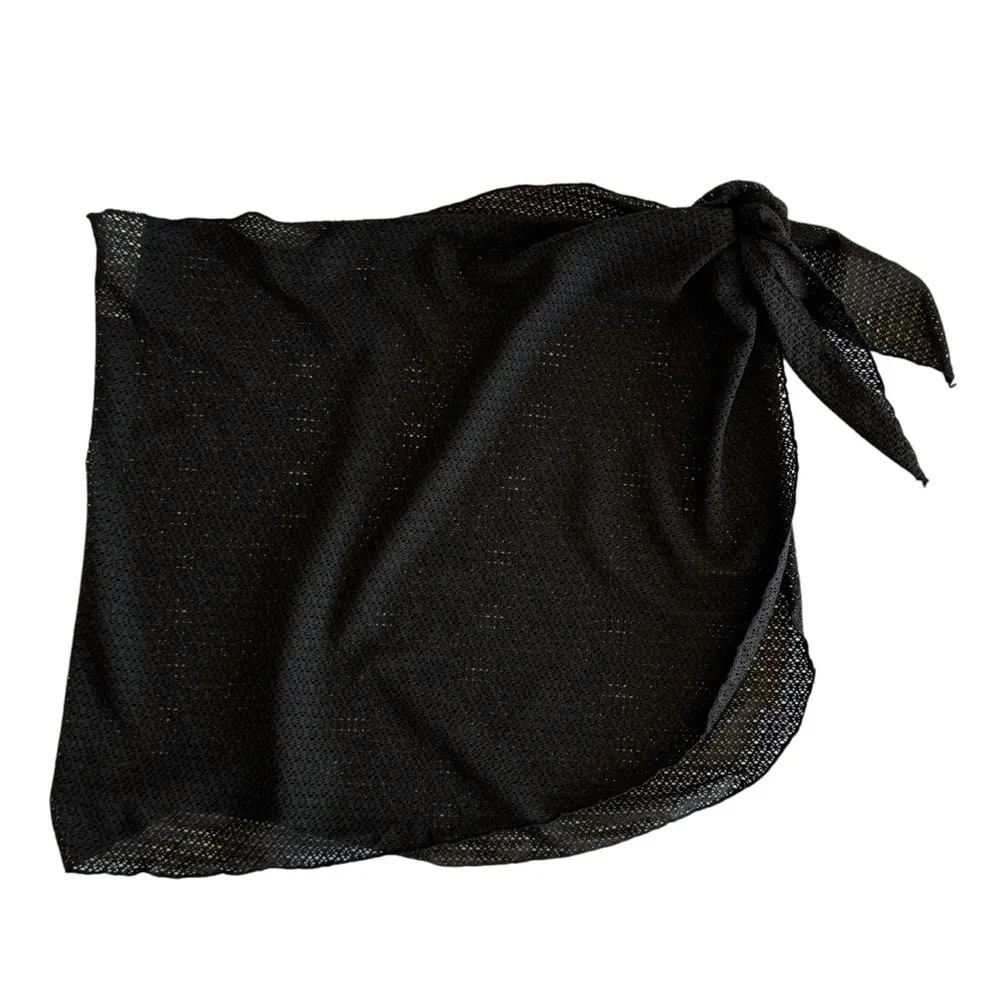 NWOT Old Navy High-Waisted Crochet-Knit Sarong Swim Skirt Coverup Black Medium - Image 3