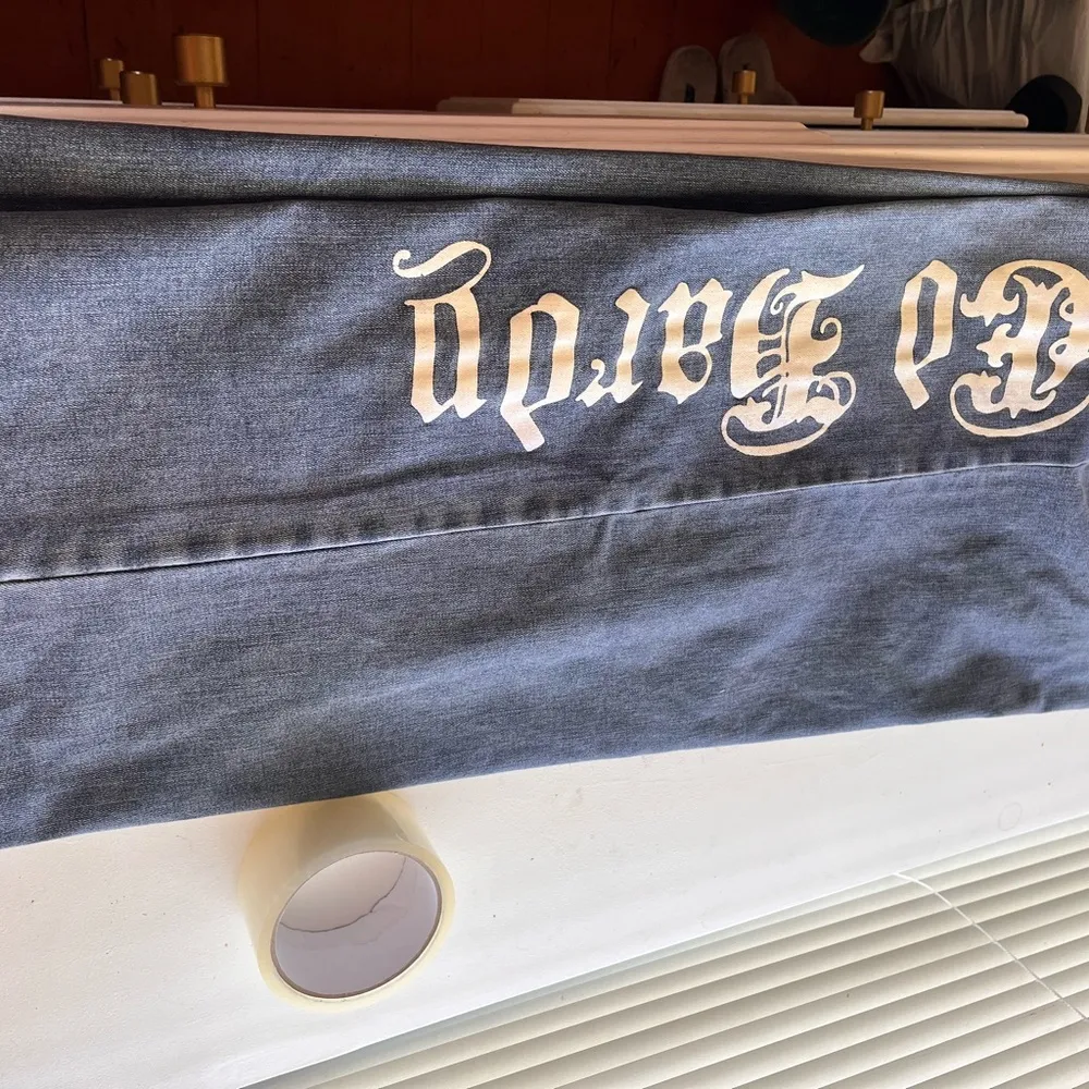 🔥 NWT Ed Hardy Iconic Embroidered Dragon/Eagle & Script Jeans - Y2K Essential! 🔥 - Image 10