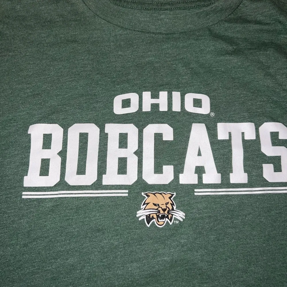 Green Ohio bobcats long sleeve tee Size L - Image 3